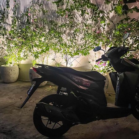 The London Residences Boutique Hotel Canggu Esterno foto
