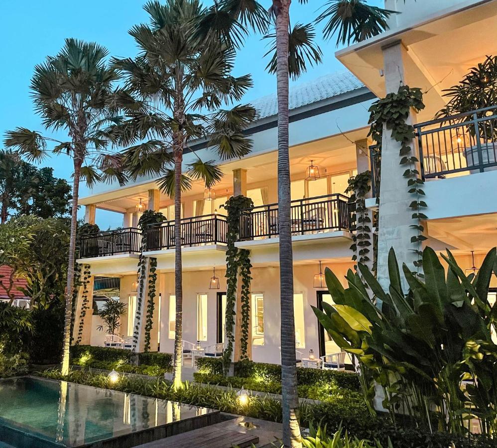 The London Residences Boutique Hotel Canggu Esterno foto