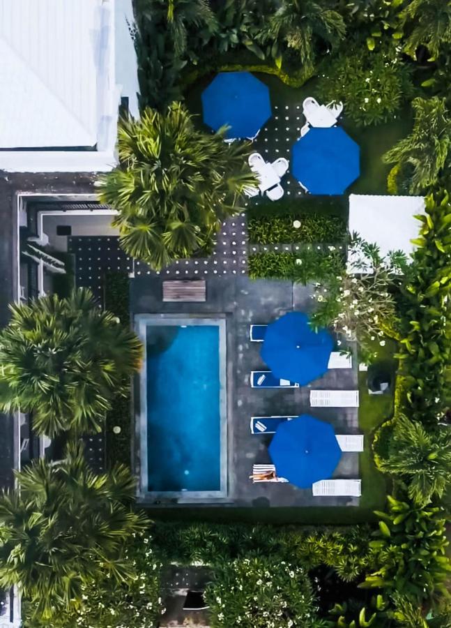 The London Residences Boutique Hotel Canggu Esterno foto